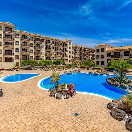 Atlantis 3 One Bedroom, Sea Front Apartament